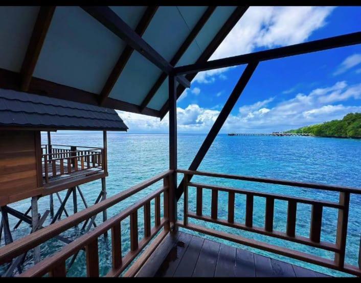 Maratua Dive Center And Lodge Maratua Island Exteriér fotografie